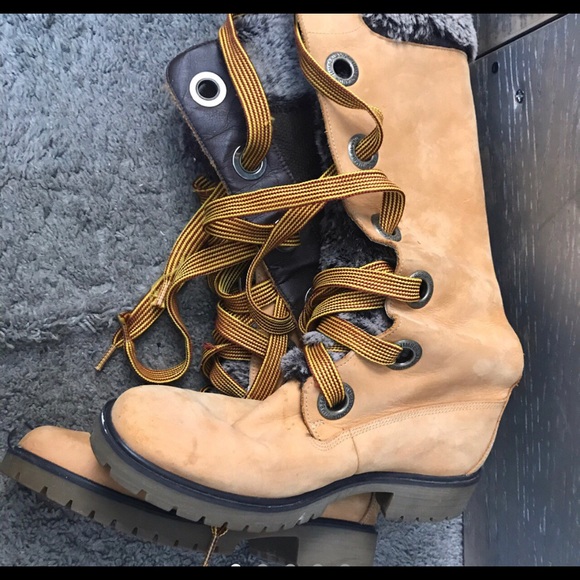 Womans Timberland Winter fur Boots - Picture 1 of 4